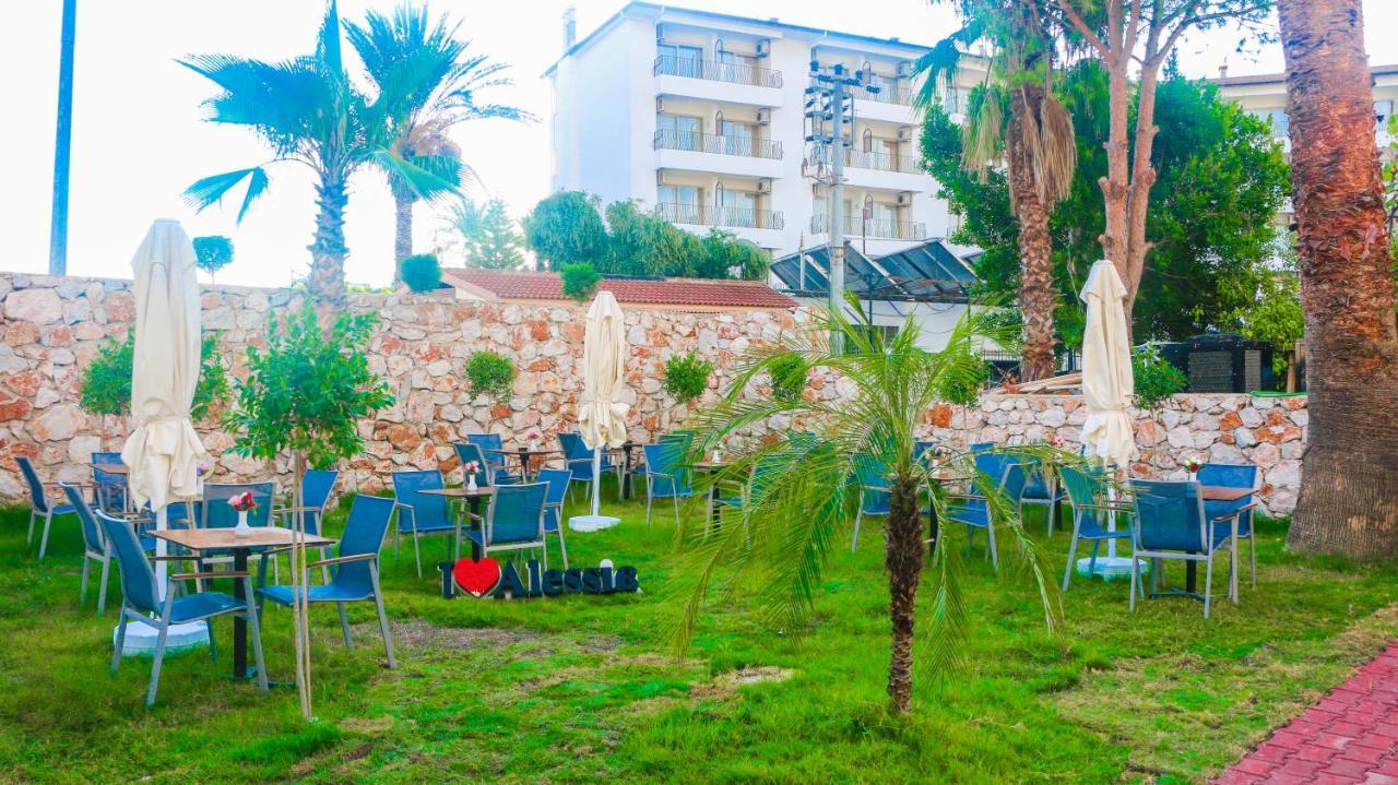 Alessia Hotel Hotel & Spa Side Exterior foto